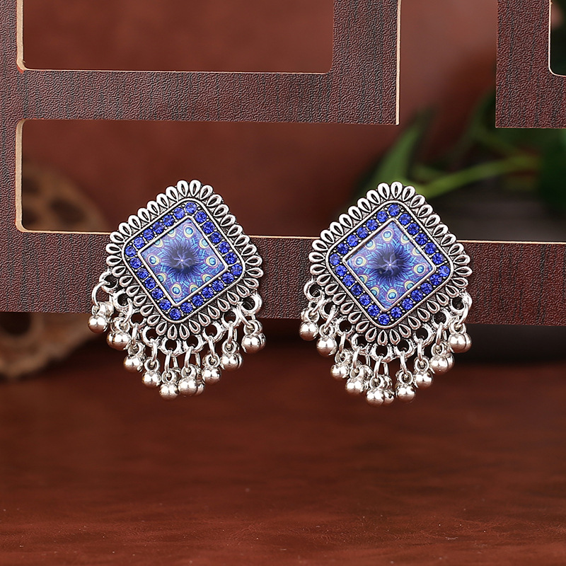 Ethnic Indian Fashion - Vintage etniczne srebrne kwadratowe kolczyki ze